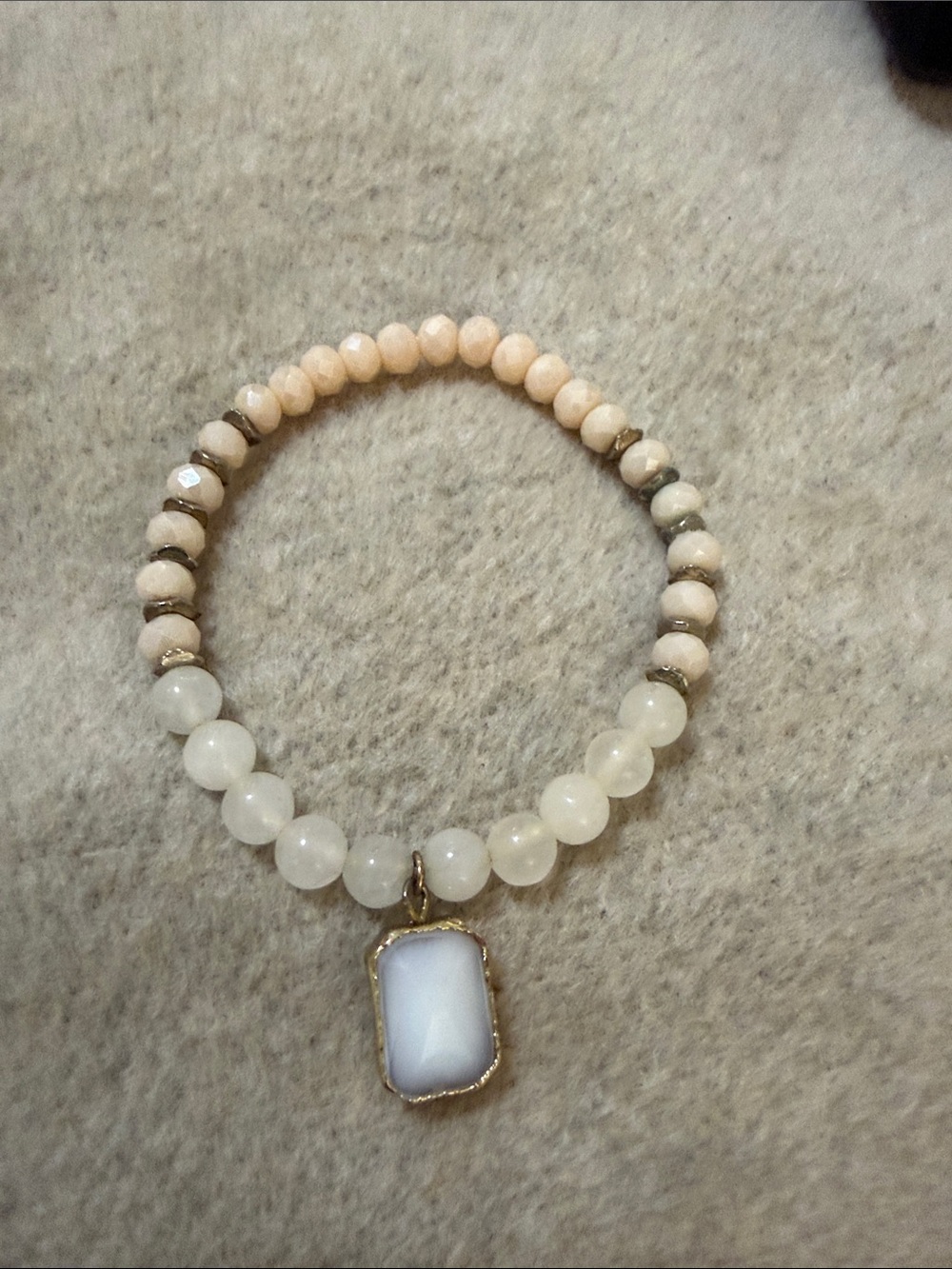 Beaded White & Peach Stone Pendant Stretch Bracelet